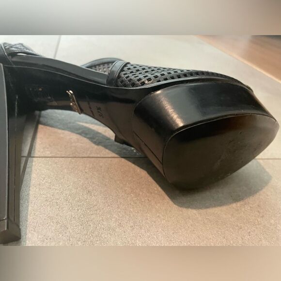 2 ITEM BUNDLE - Gucci Oversized Sunglasses - Gucci Stiletto Heels - Black - 7.5 - Picture 6 of 14